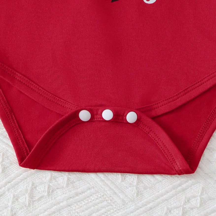 4PCS Miss Love Bug Letter Ladybug Floral Print Baby Set