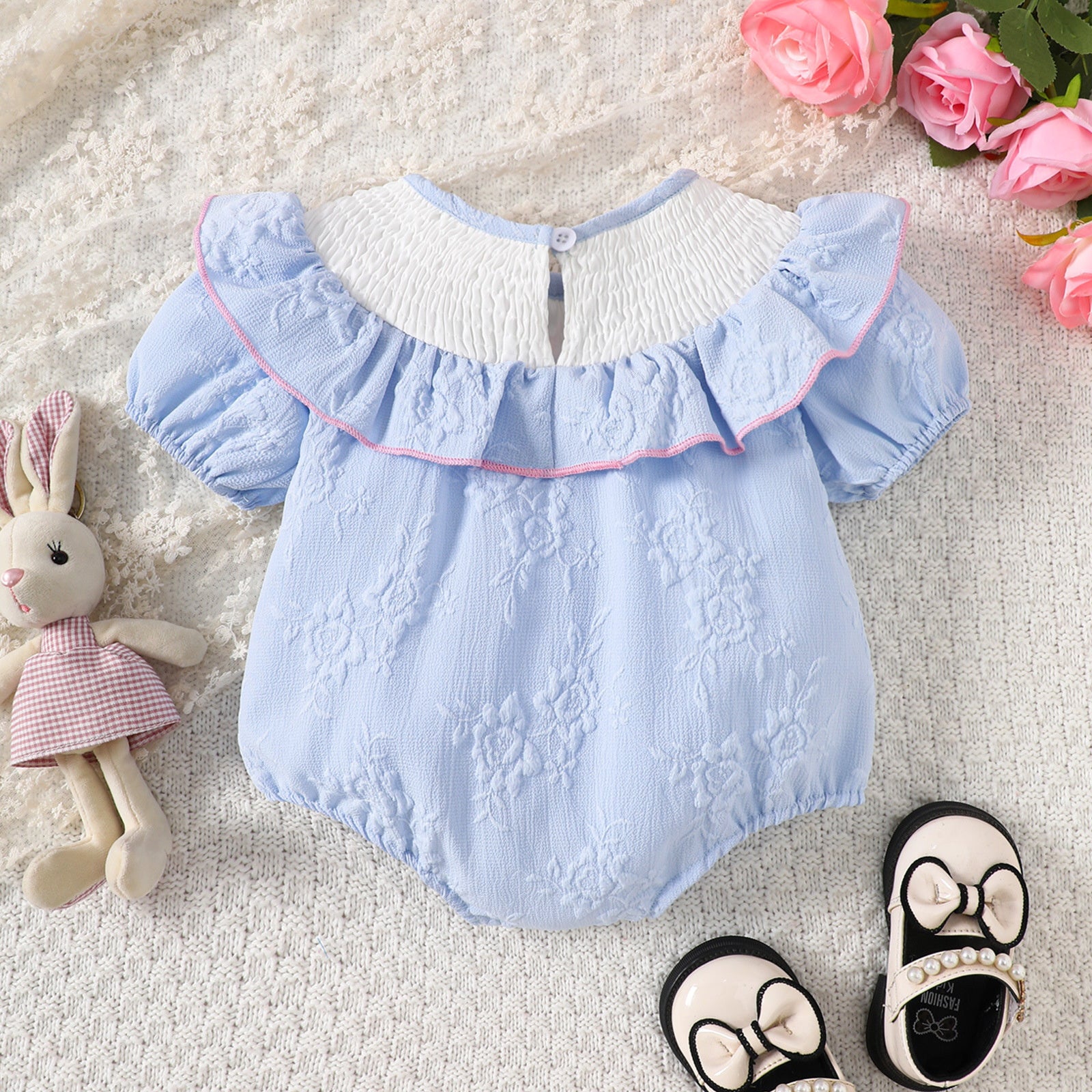 Sweet Floral Bow Embroidery Short Sleeve Baby Romper