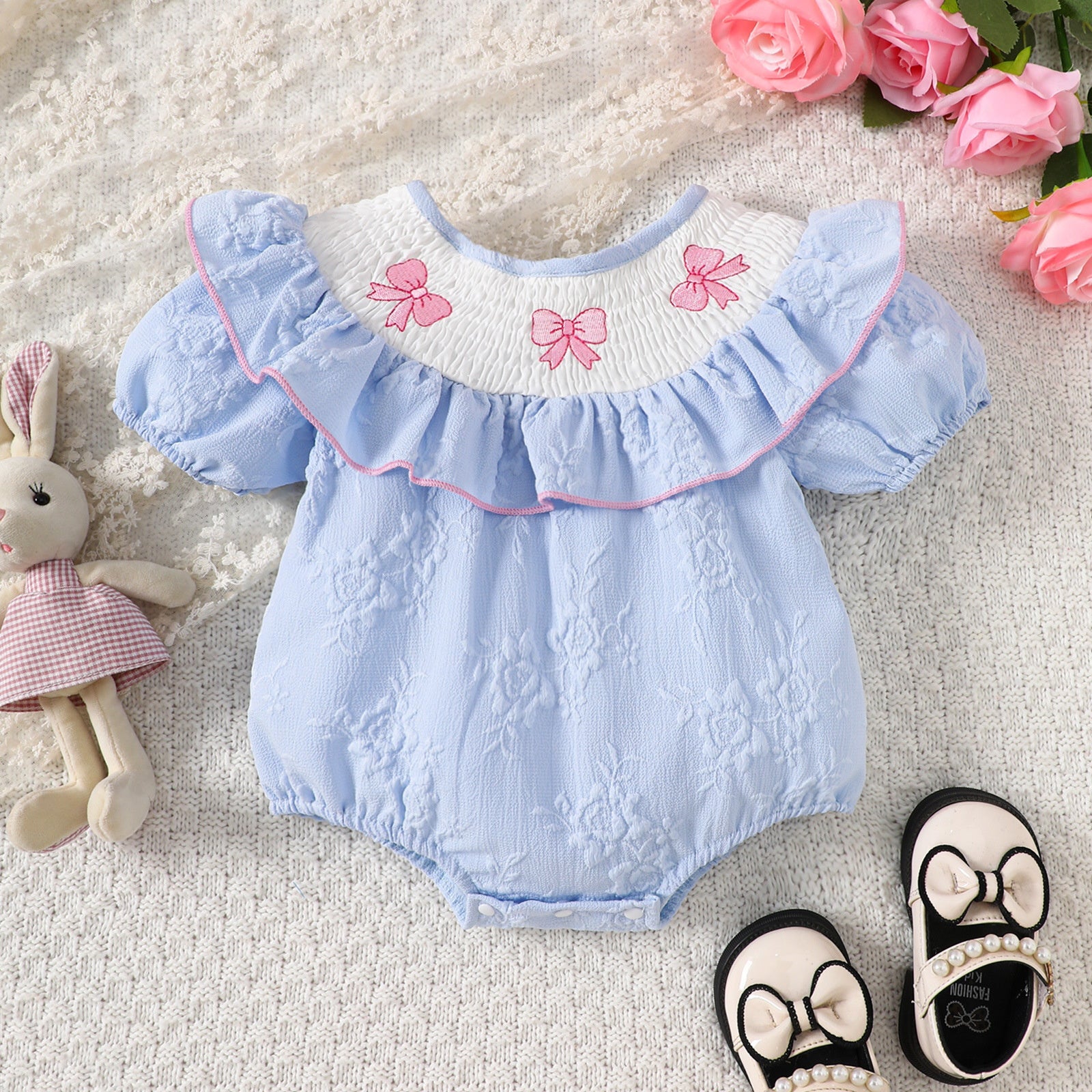 Sweet Floral Bow Embroidery Short Sleeve Baby Romper