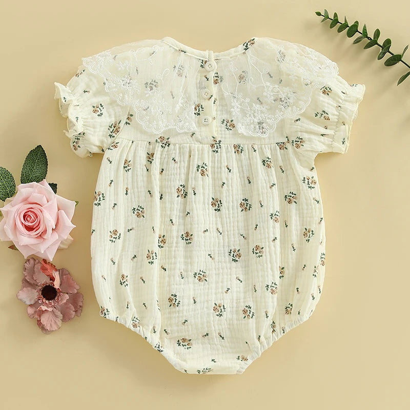 Floral Print Short Sleeve Lace Decor Baby Romper