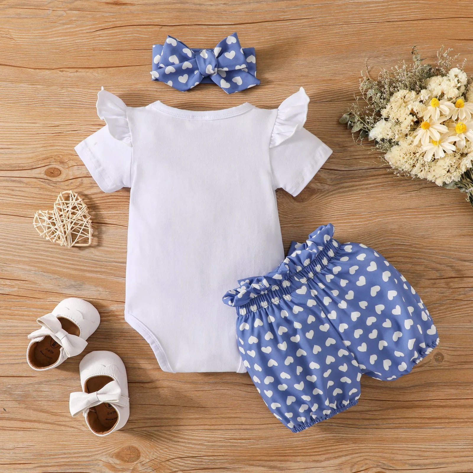 3PCS Comfy Heart Printed Short Sleeve Baby Set