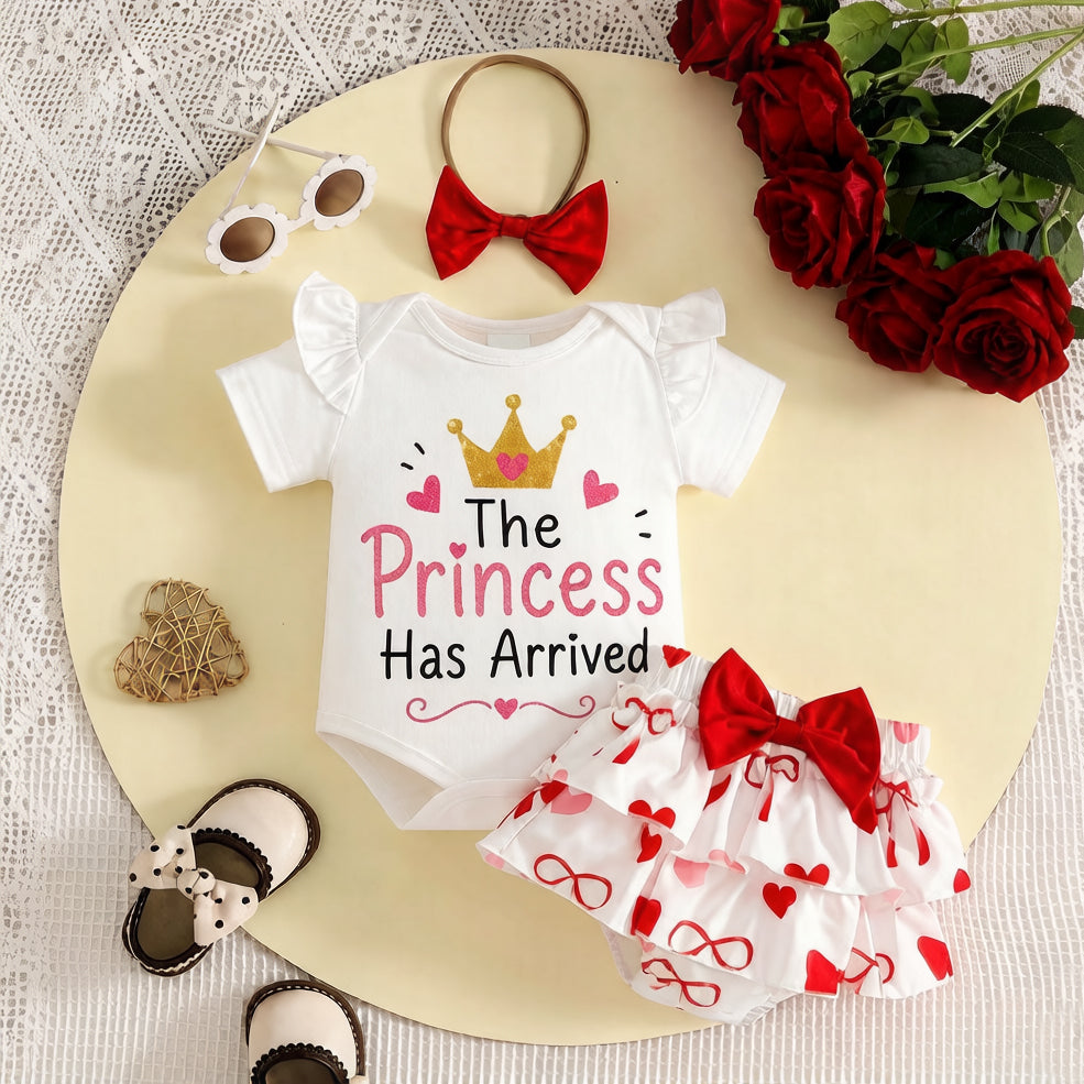 3PCS The Princess Has Arrived Bow Heart Print Baby Set
