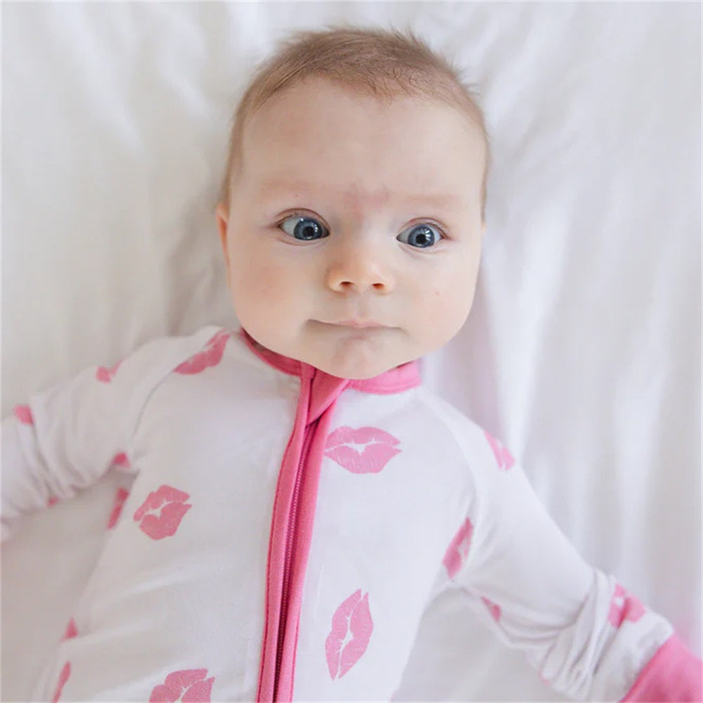 Causal Lip Print Pattern Long Sleeve Baby Jumpsuit