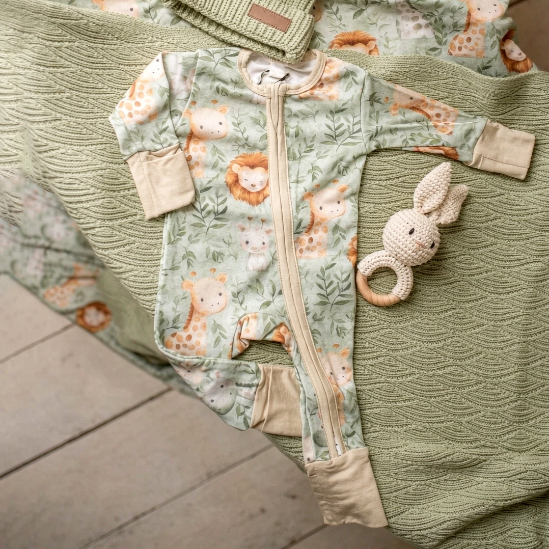 Cute Lion Giraffe Leaf Printed Long Sleeve Zipper Baby Jumpsuit
