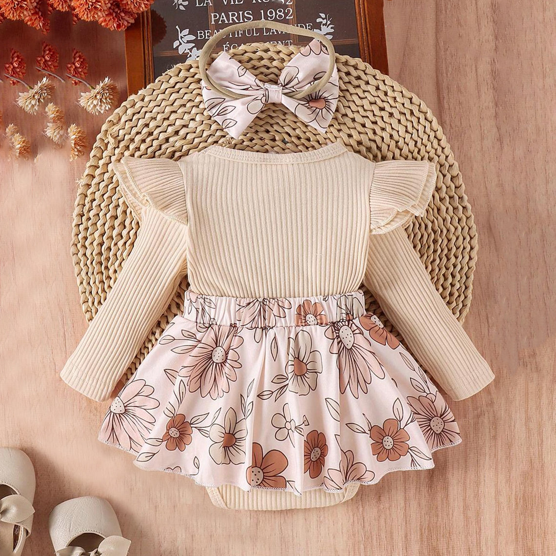 2PCS Cheerful Floral Print Baby Romper