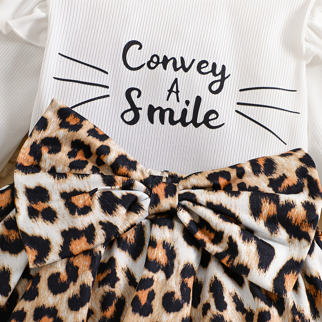 2PCS Convey A Smile Letter Leopard Print Baby Set