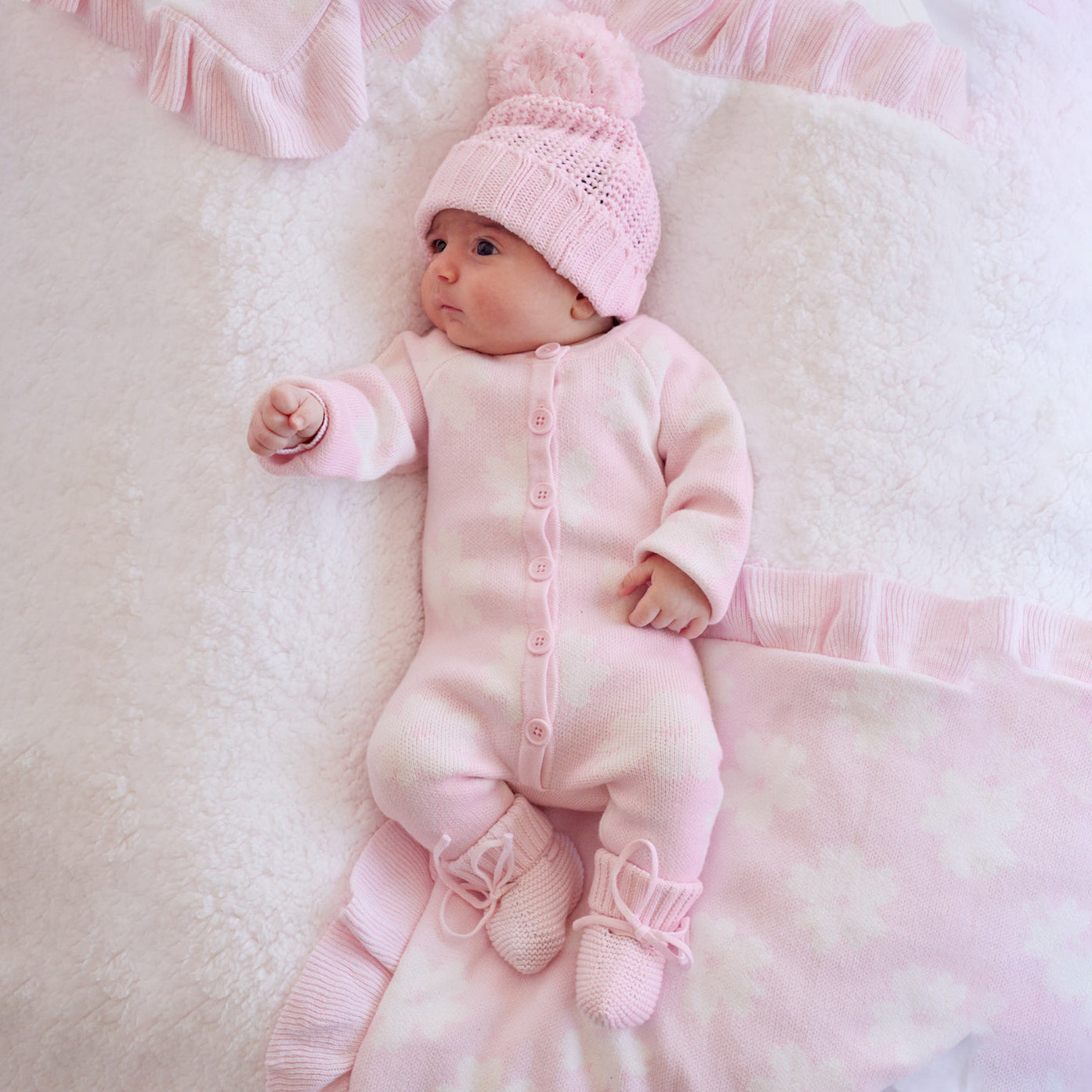 2PCS Gorgeous Floral Printed Knit Long Sleeve Baby Jumpsuit