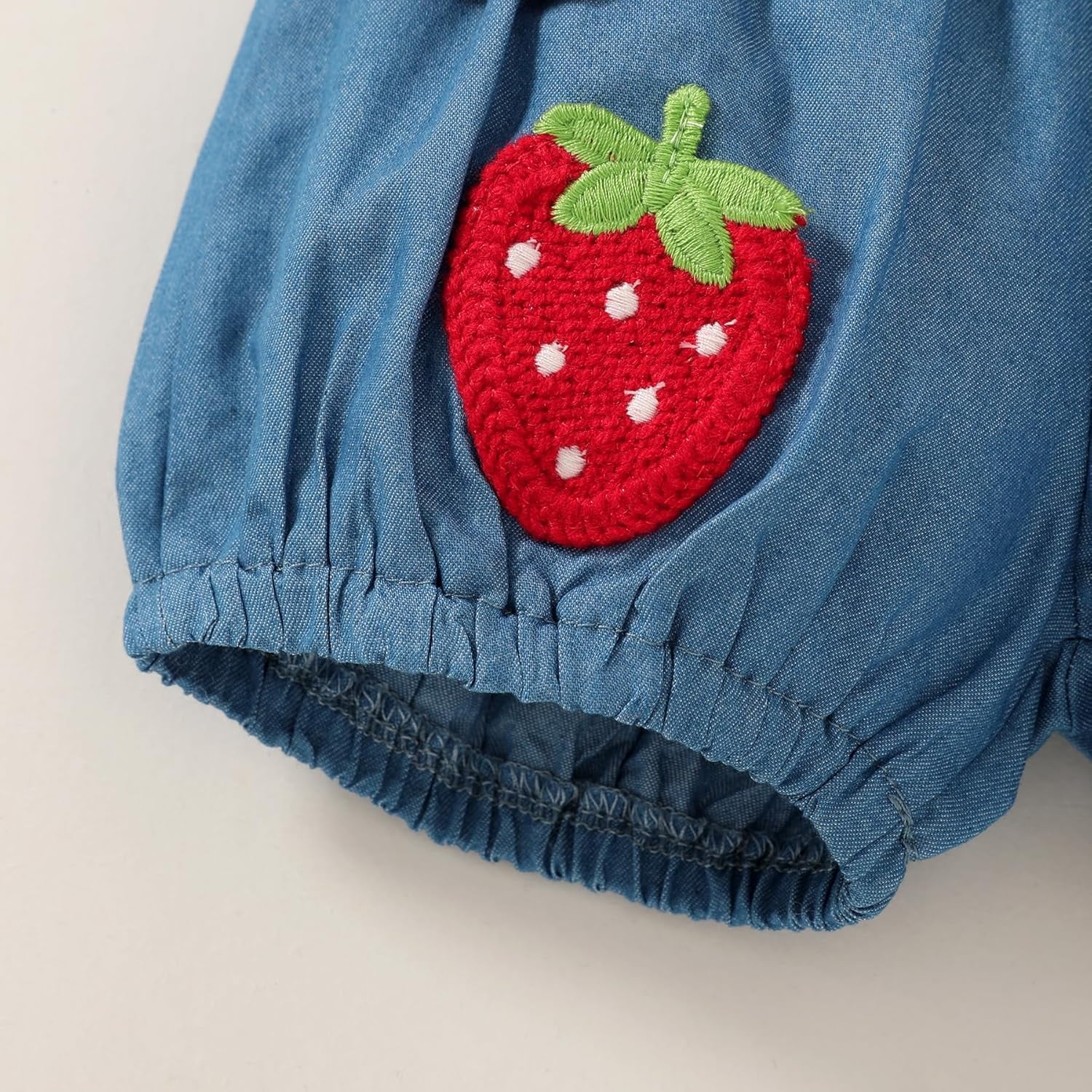 3PCS Sweet Strawberry Printed Appliqué Flutter Sleeve Baby Set