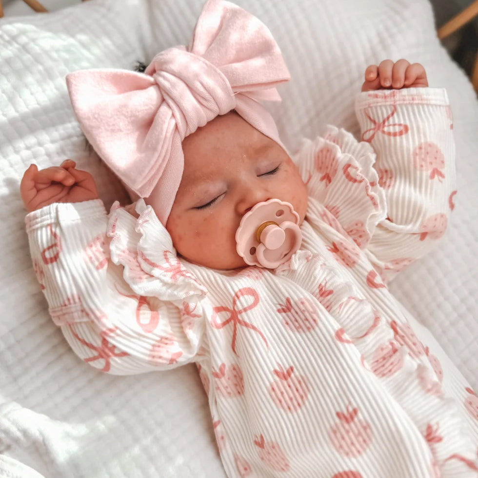 Lively Strawberry Bow Print Long Sleeve Zipper Baby Jumpsuit