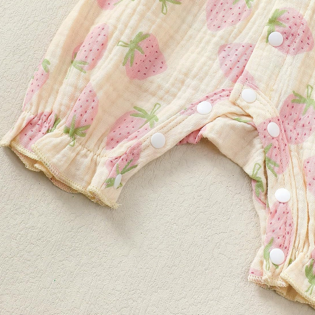 3PCS Strawberry Printed Sleeveless Baby Jumpsuit