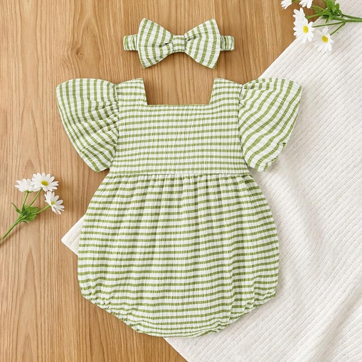 2PCS Comfy Stripe Print Bowknot Flutter Sleeve Baby Romper