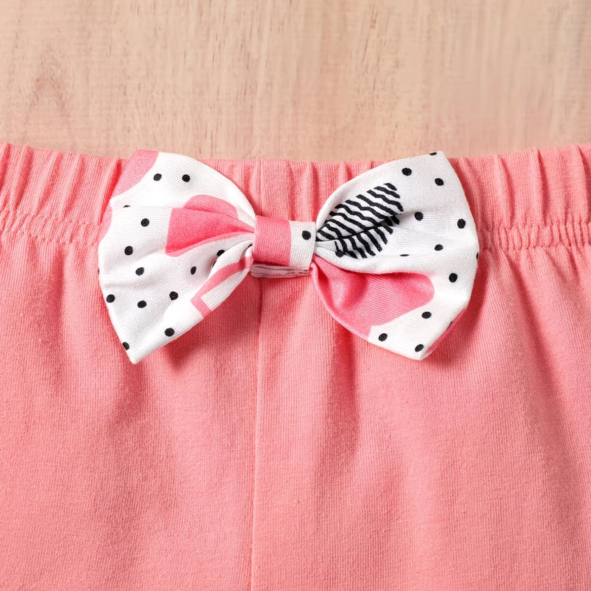 2PCS Pretty Heart Printed Bow Long Sleeve Baby Set