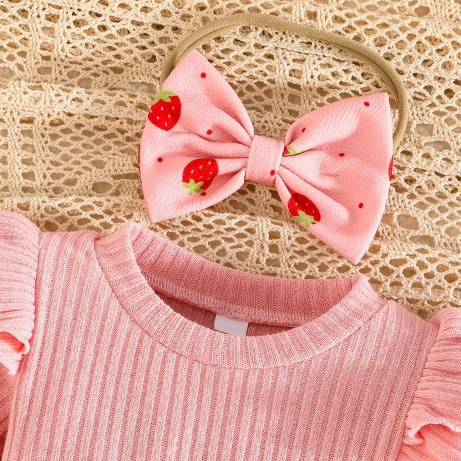 3PCS Chic Strawberry and Polka Dots Printed Long Sleeve Baby Romper