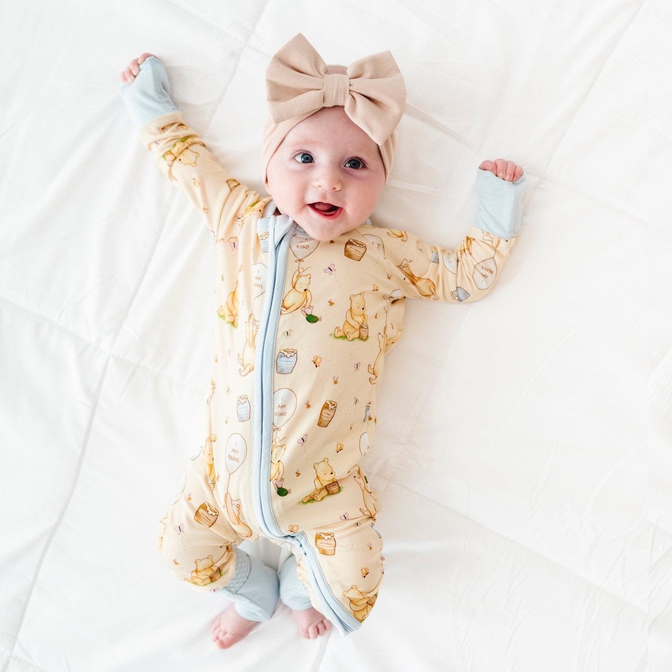 Adorable Bear Printed Long Sleeve Zipper Baby Jumpsuit