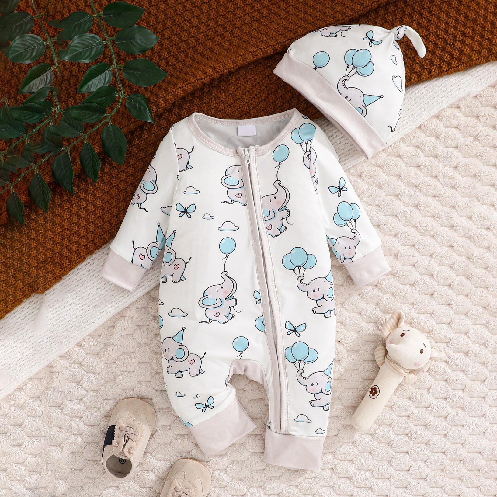 2PCS Cozy Elephant Printed Long Sleeve Baby Jumpsuit