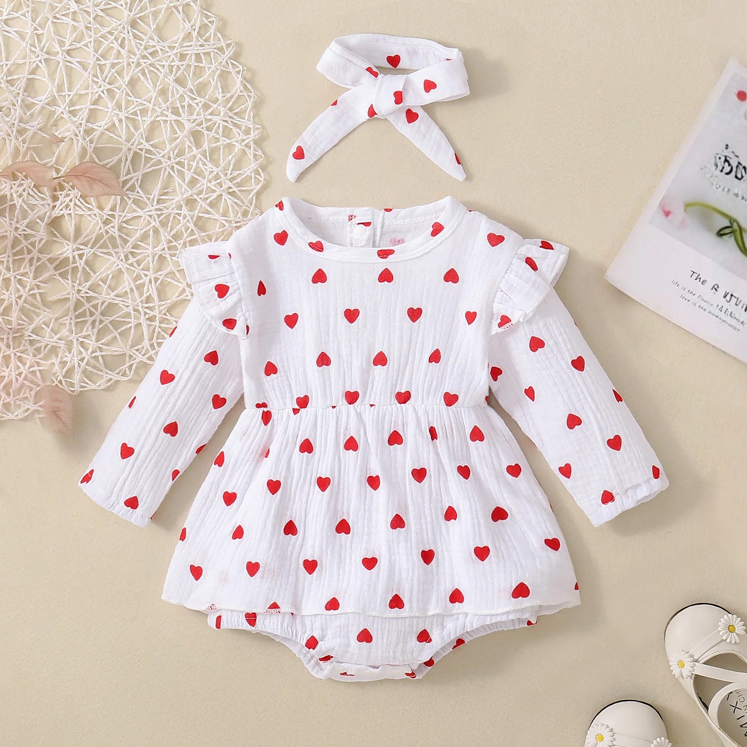 2PCS Gorgeous Heart Print Long Sleeve Baby Romper