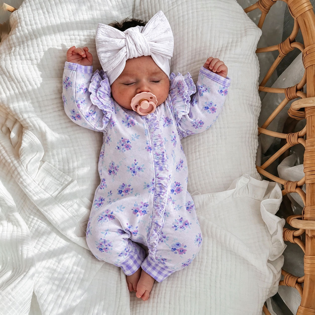 Sweet Ditsy Floral Print Ruffle Zipper Long Sleeve Baby Jumpsuit