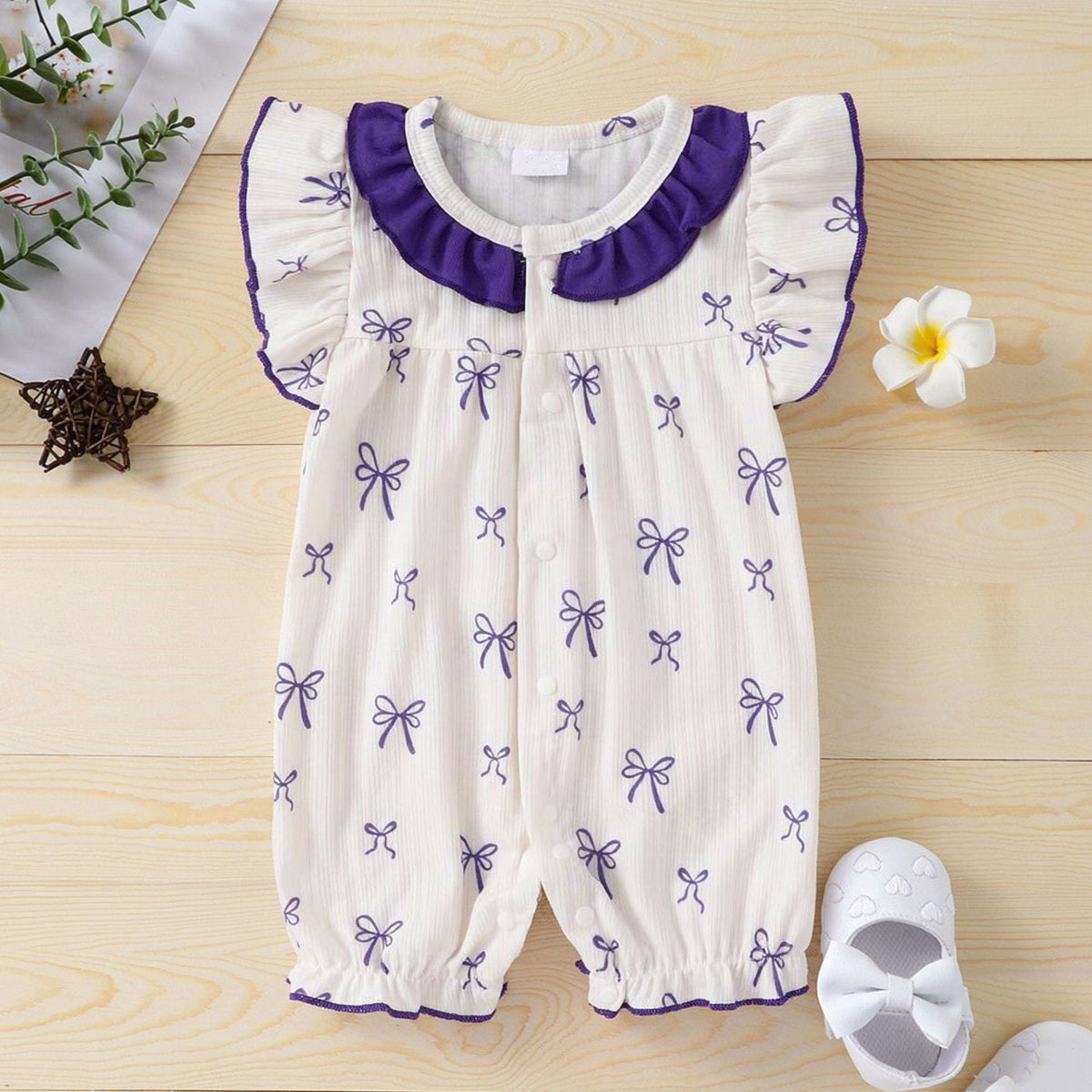Sweet Allover Bow Print Flutter Sleeve Baby Girl Jumpsuit