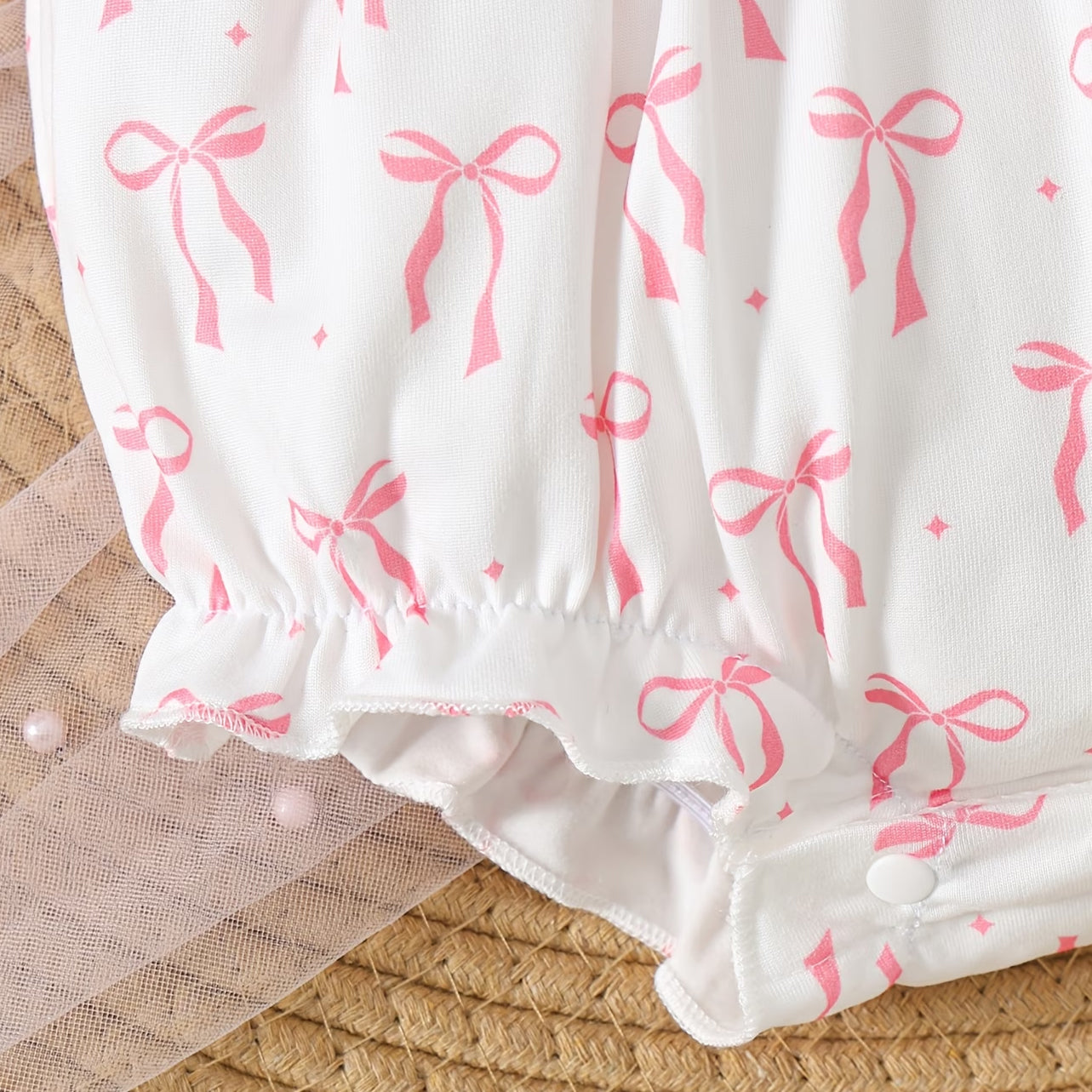 Sweet Bow and Plaid Print Sleeveless Baby Romper