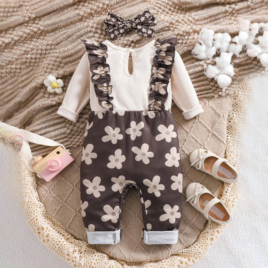 2PCS Dainty Floral Printed Baby Jumpsuit