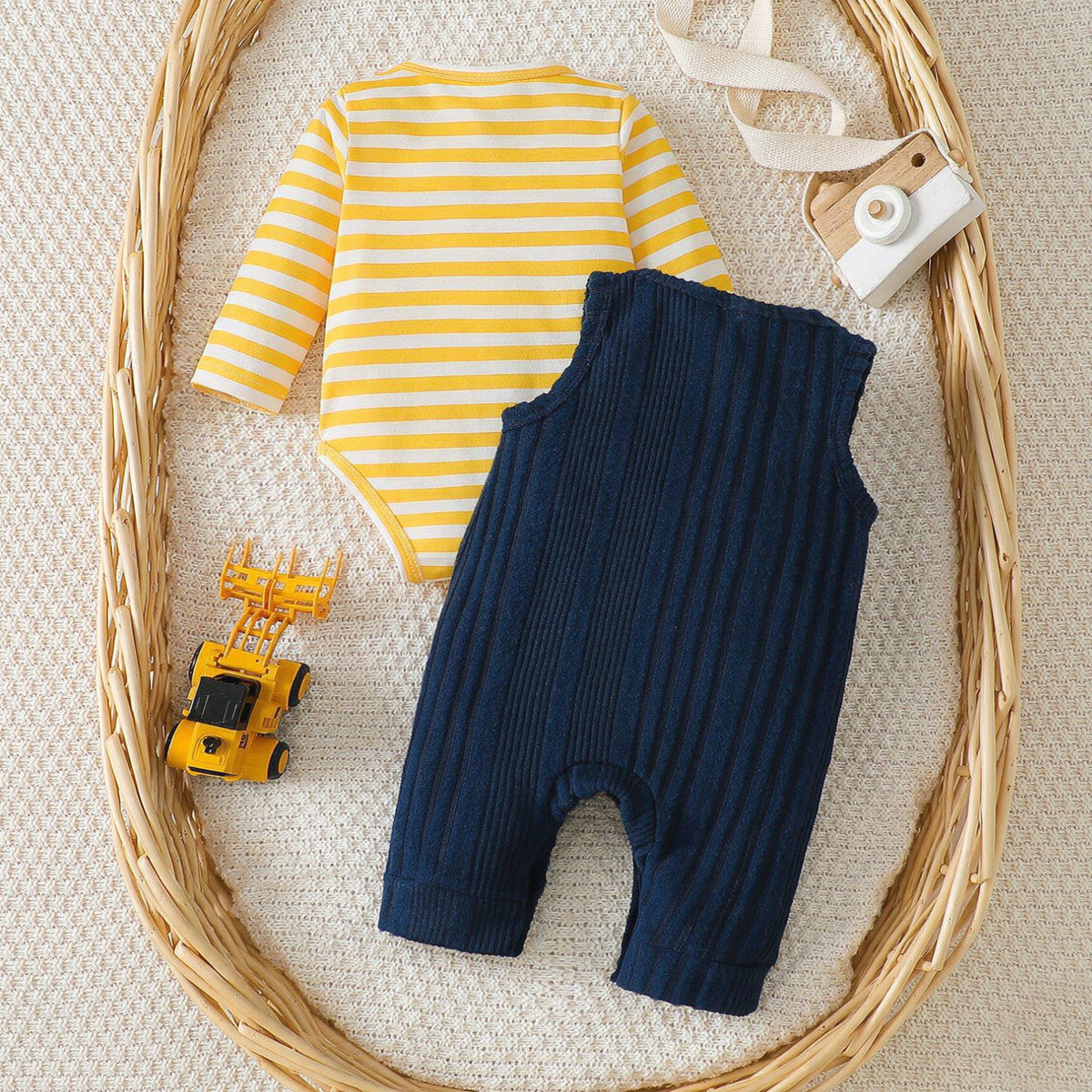 2PCS Lovely Bear Excavator Embroidery Long Sleeve Baby Set