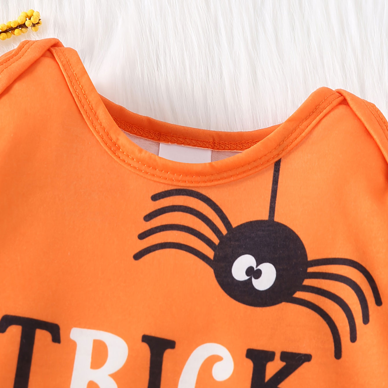 2PCS Halloween Trick Or Treat Letter Pumpkin Stripe Printed Baby Set