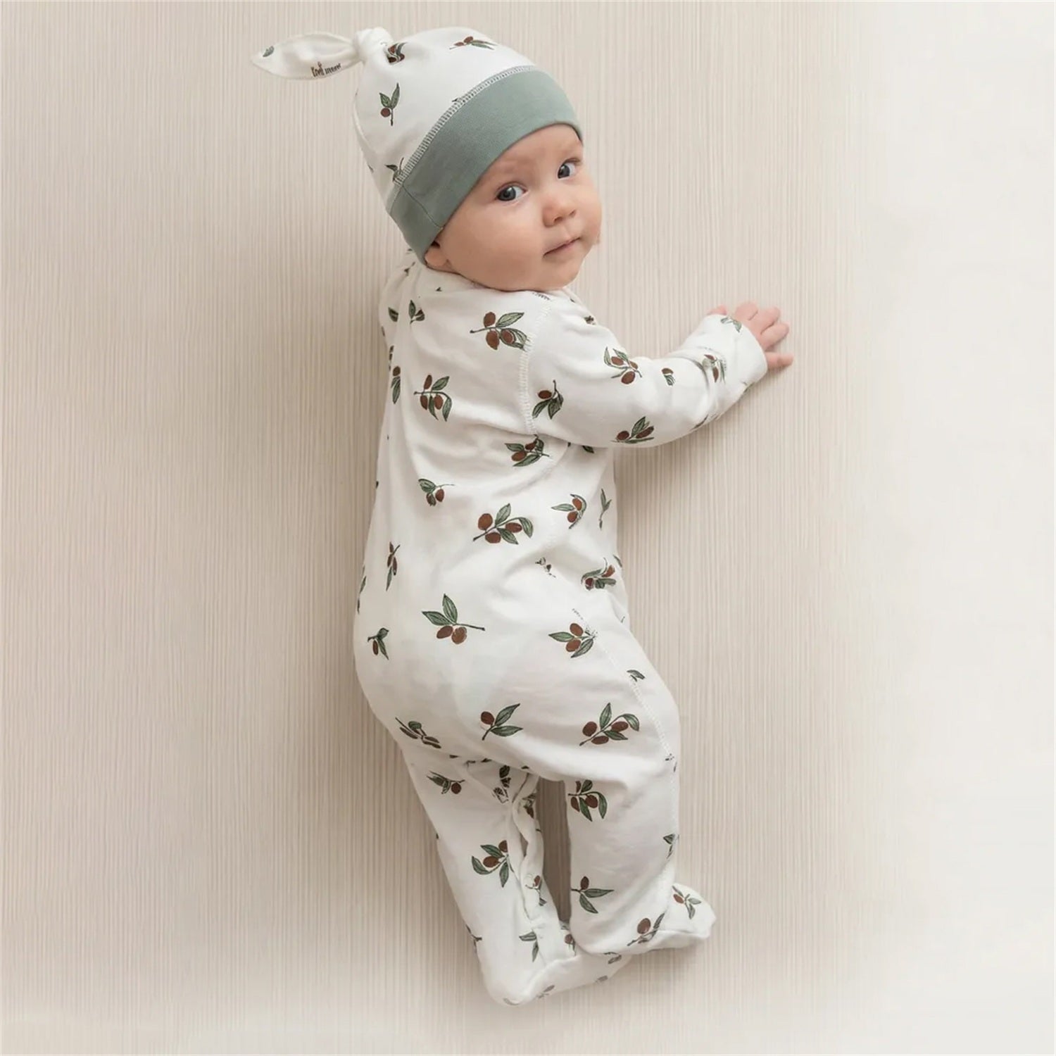 2PCS Olive Leaf Printed Long Sleeve Baby Jumpsuit