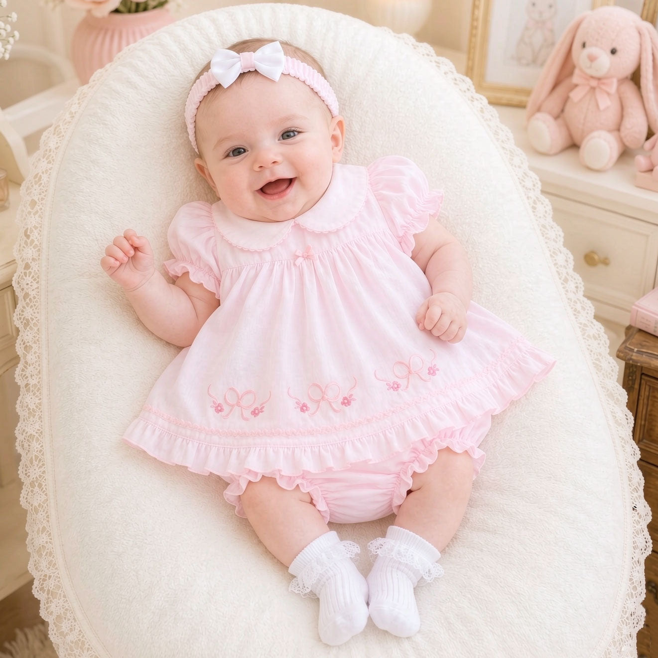 2PCS Sweet Floral Bow Embroidered Short Sleeve Baby Romper