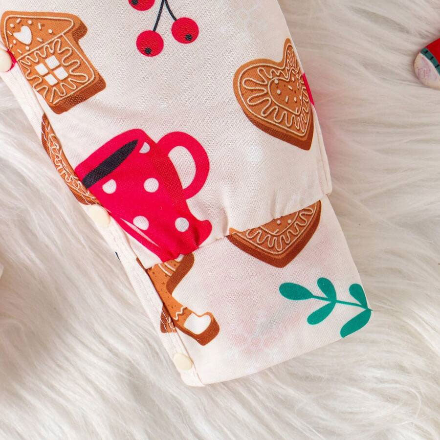 Lovely Gingerbread Christmas Elements Print Long Sleeve Baby Jumpsuit