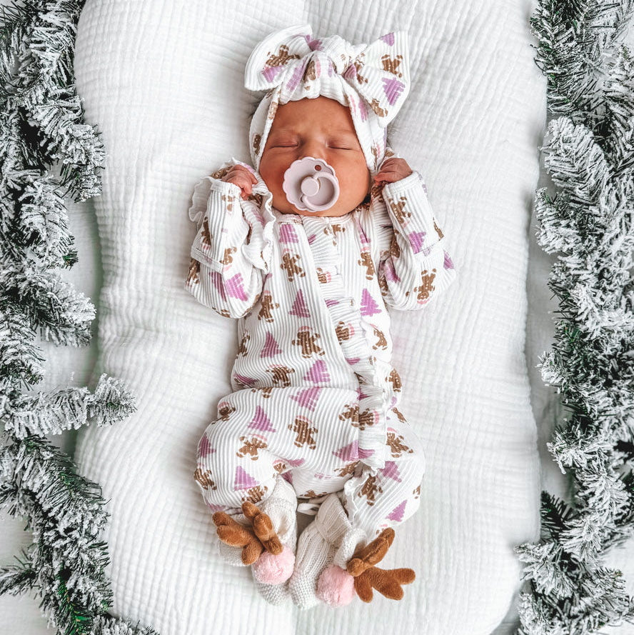 2PCS Gingerbread Print Ruffle Long Sleeve Baby Jumpsuit