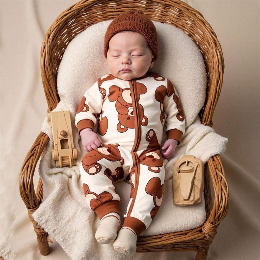 Adorable Bear Print Full Allover Print Crew Neck Baby Jumpsuit
