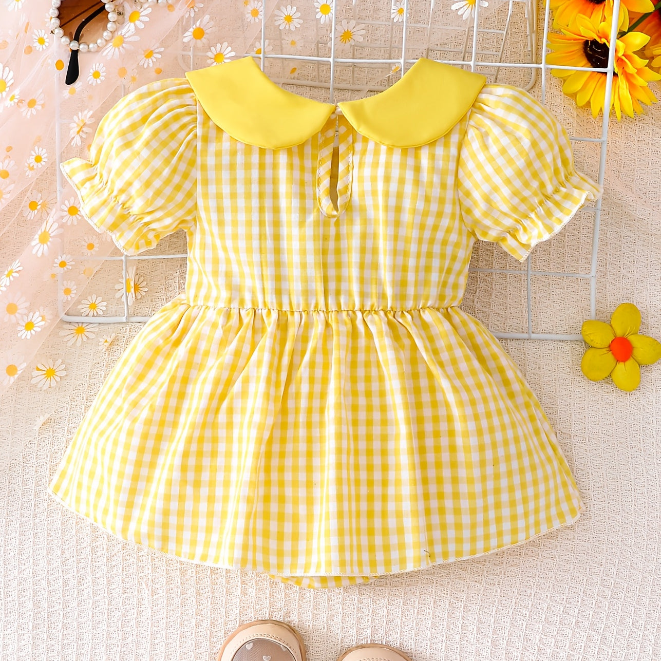 Cute Sunflower Appliqué & Plaid Printed Short Sleeve Baby Romper
