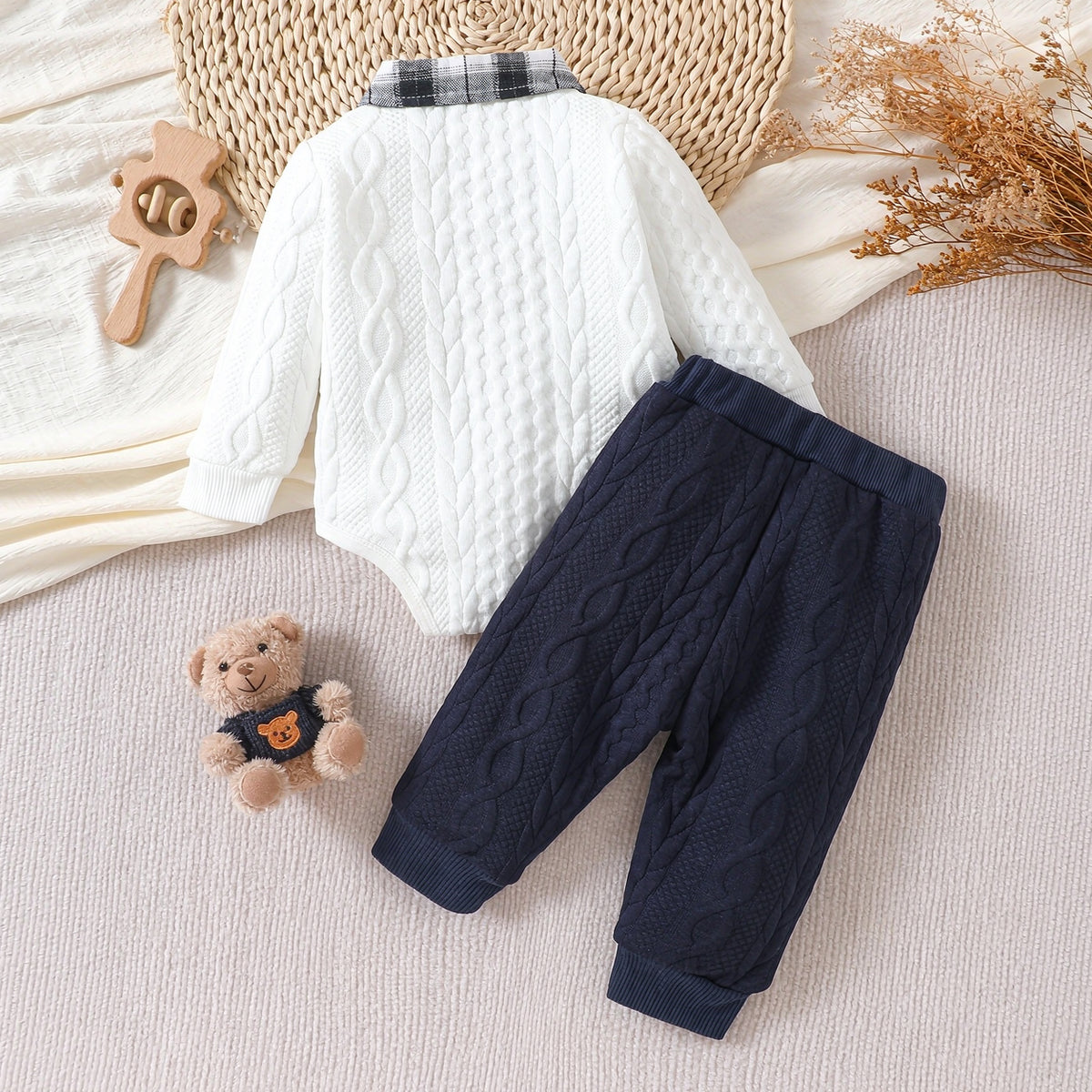 2PCS Cute Bear Applique Plaid Print Long Sleeve Baby Boy Set