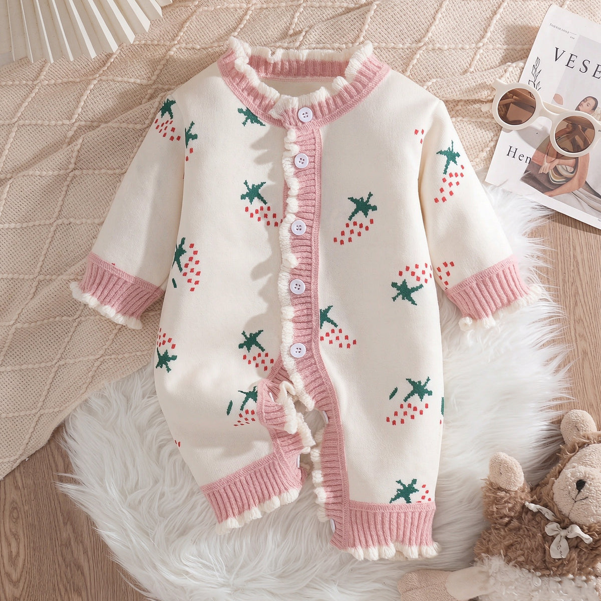 Lovely Strawberry Print Knit Long Sleeve Baby Girl Jumpsuit