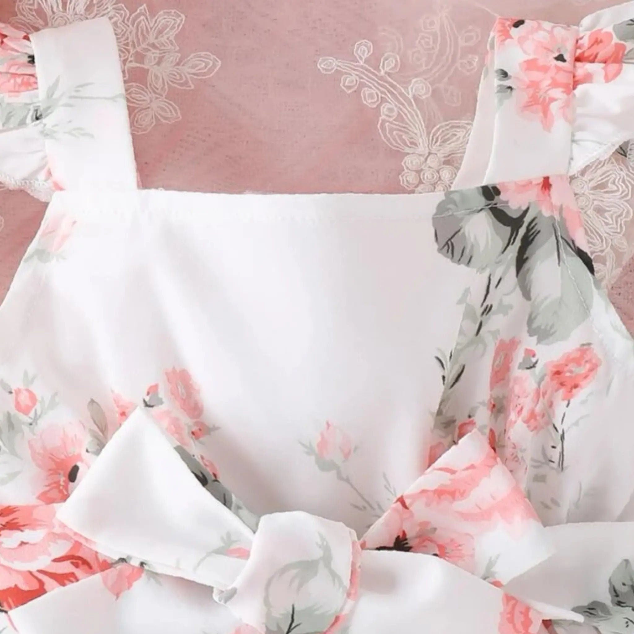 Vestido sin mangas para bebé con estampado floral bonito