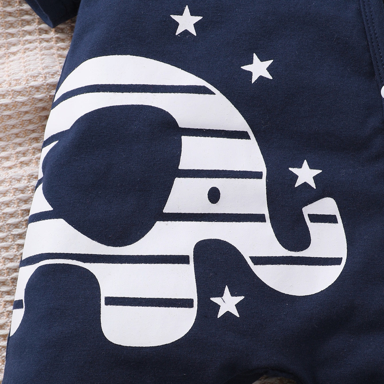 Mono de bebé de manga corta con estampado de elefante de dibujos animados encantador de 2 piezas