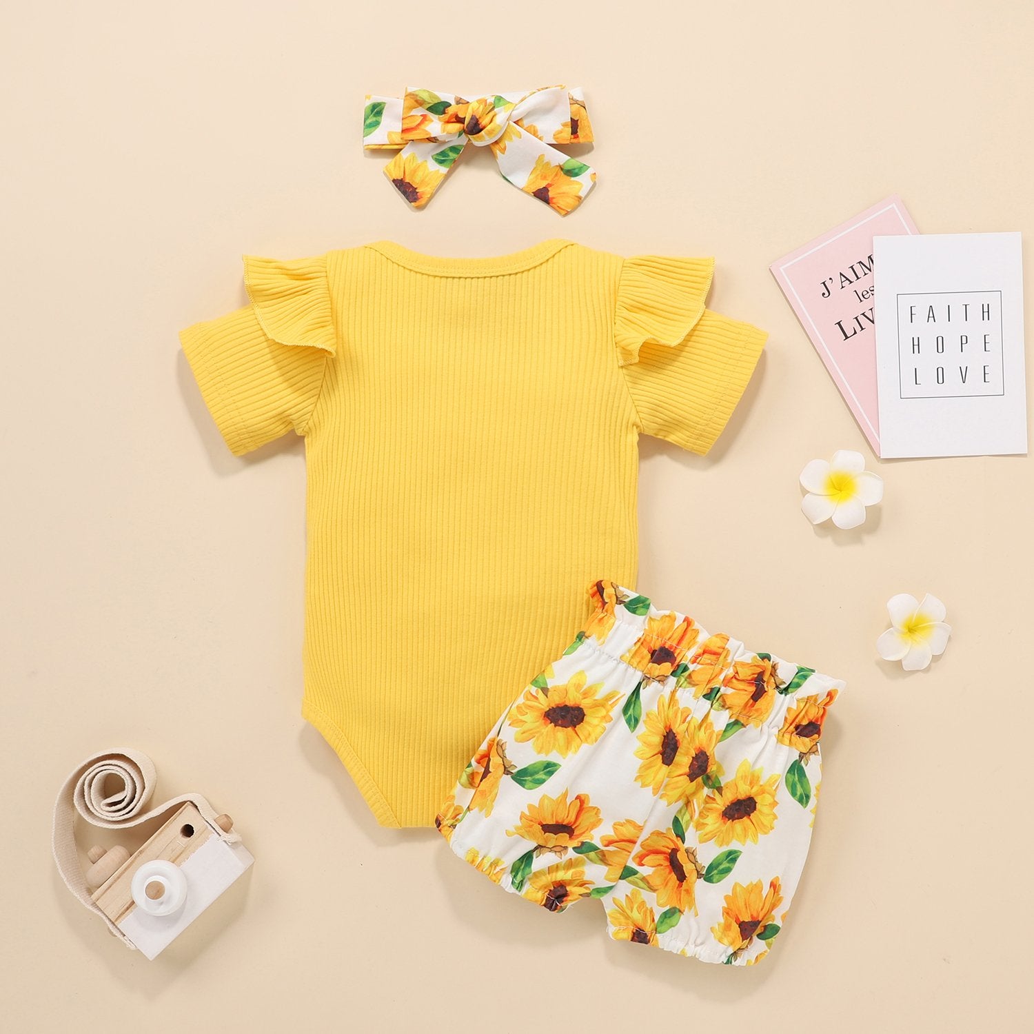 Conjunto de niña con estampado de girasol encantador de 3 piezas