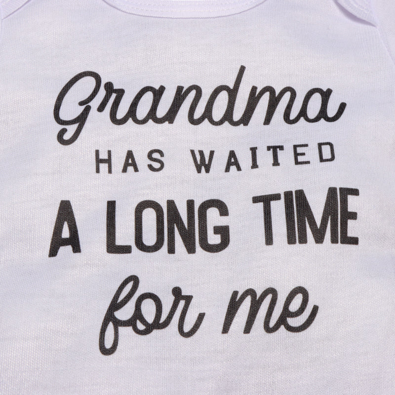 La abuela me ha esperado mucho tiempo mameluco bebé