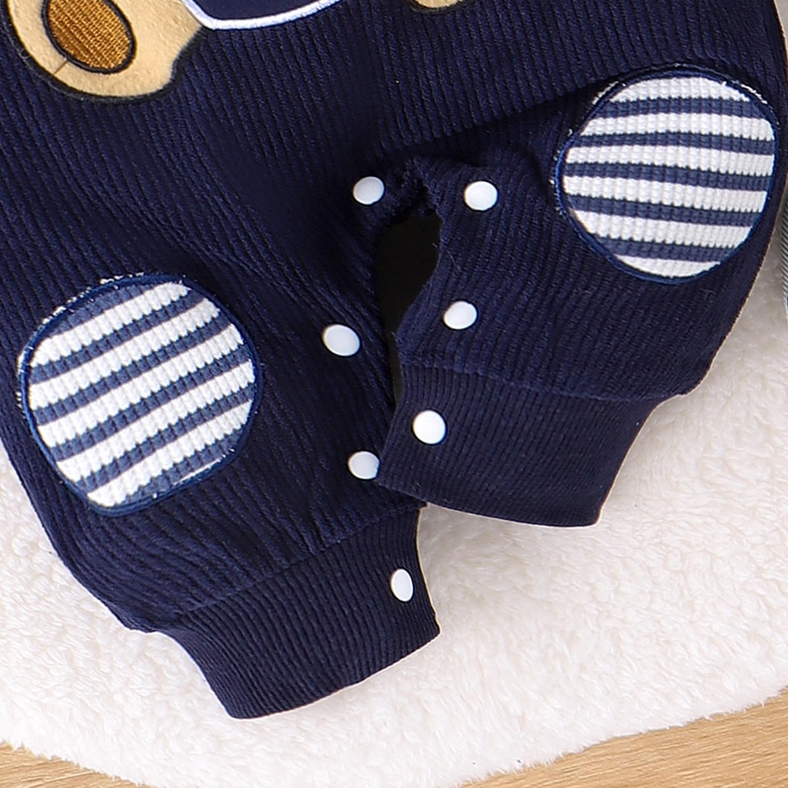 Stylish Bear Printed Long Sleeve Baby Jumpsuit