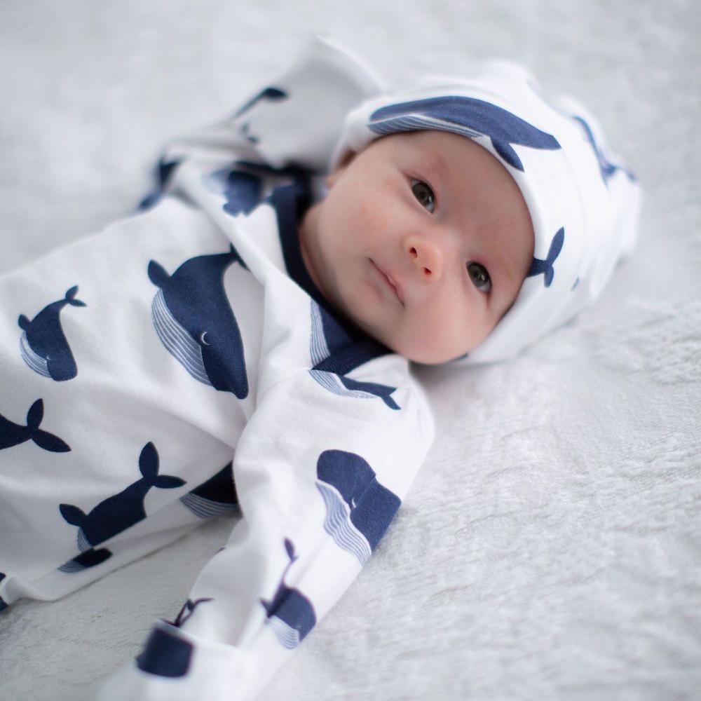 2PCS Newborn Whale Printed Sleeping Bag Set