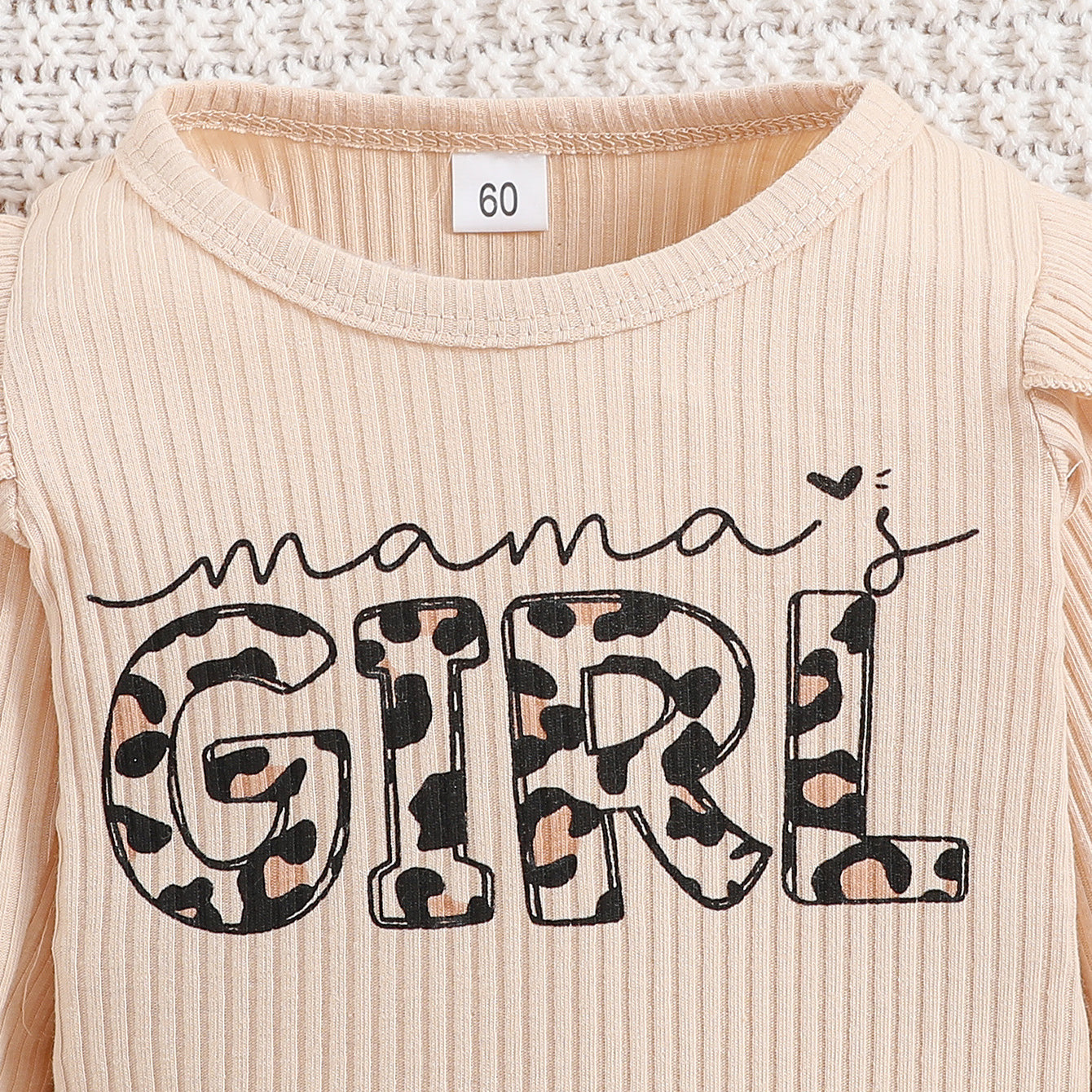 Conjunto de bebé con estampado de leopardo y letras de mamá y niña de 3 piezas