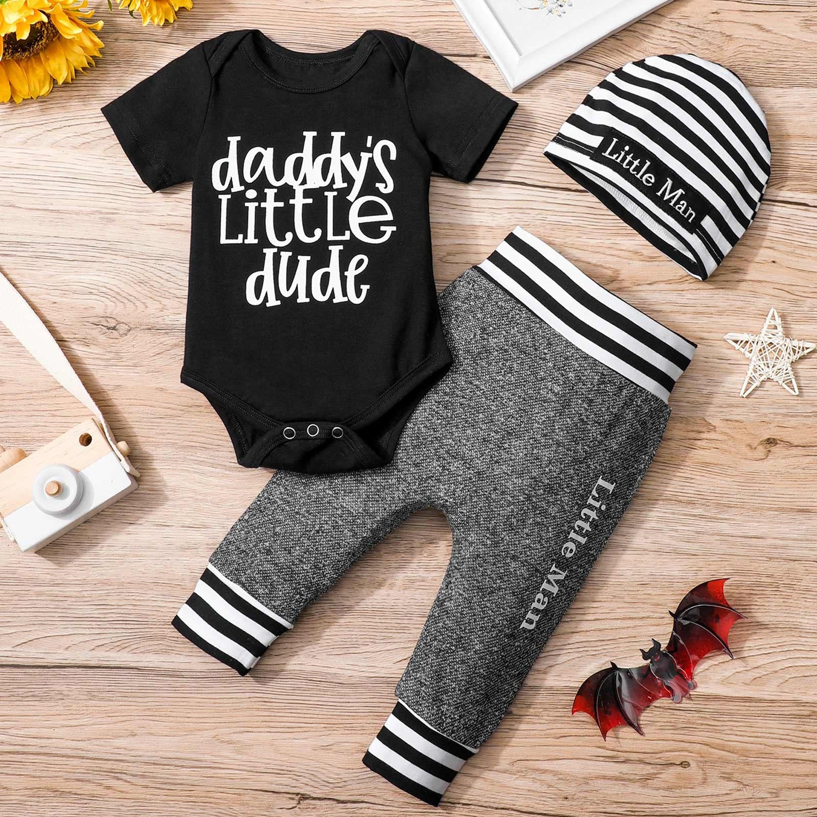 3PCS Daddy's Little Dude Letter Striped Printed Baby Set