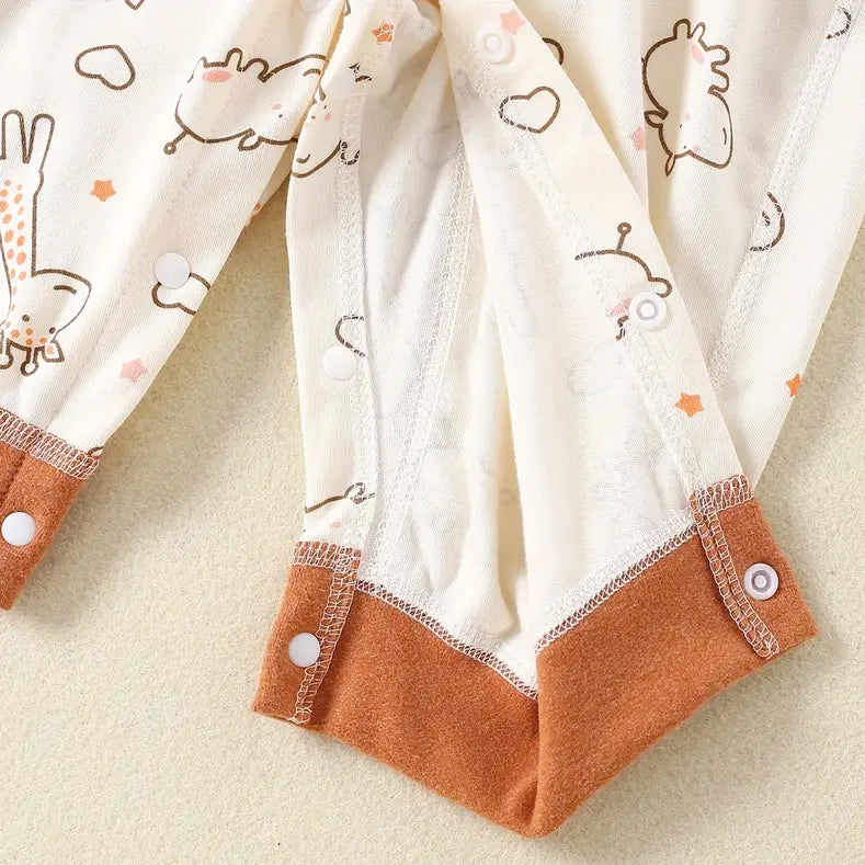 Lovely Giraffe Printed Long Sleeve Baby Jumpsuit