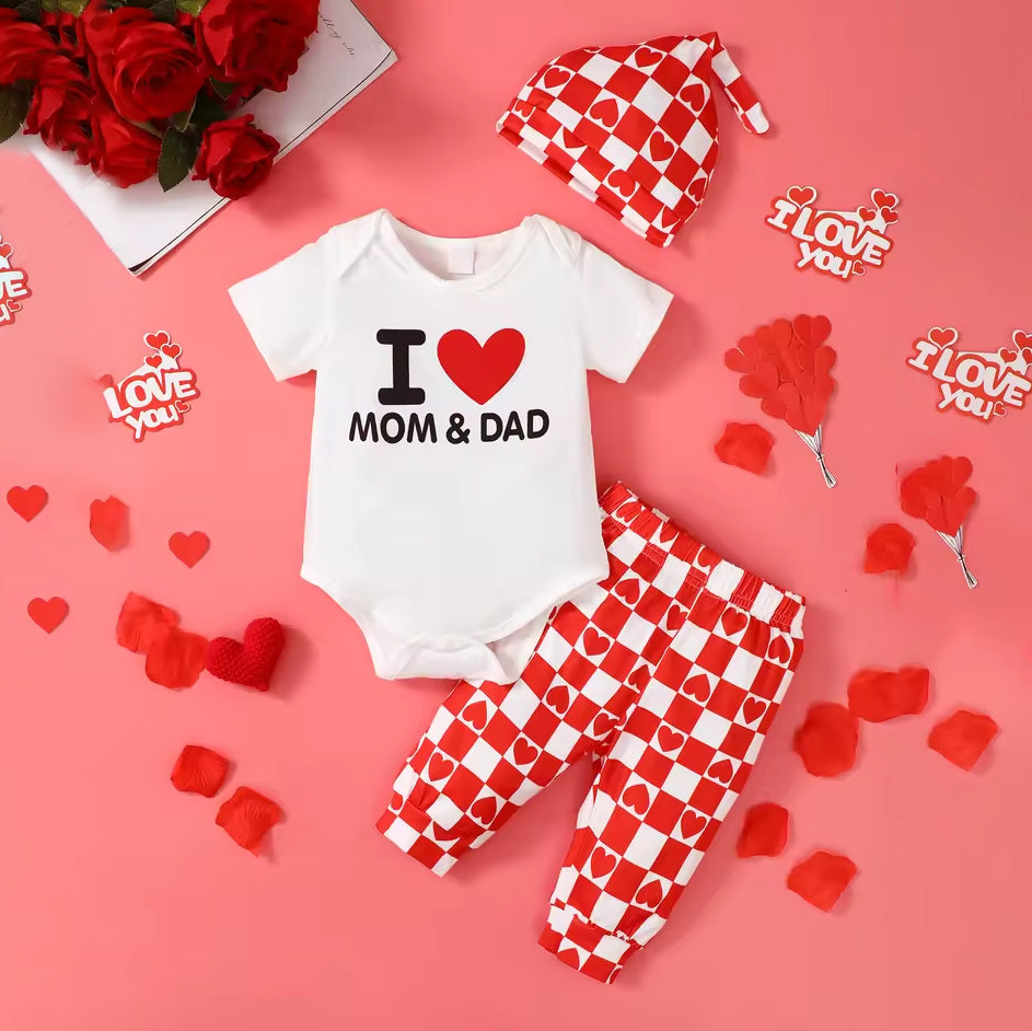 3PCS I Love Mom and Dad Letter Heart Print Baby Set