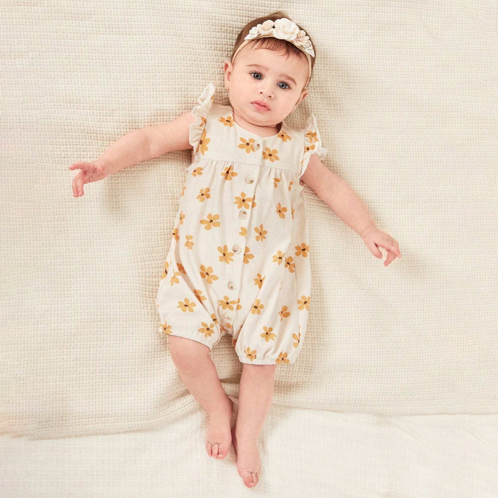 Cozy Floral Printed Sleeveless Round Neck Baby Romper