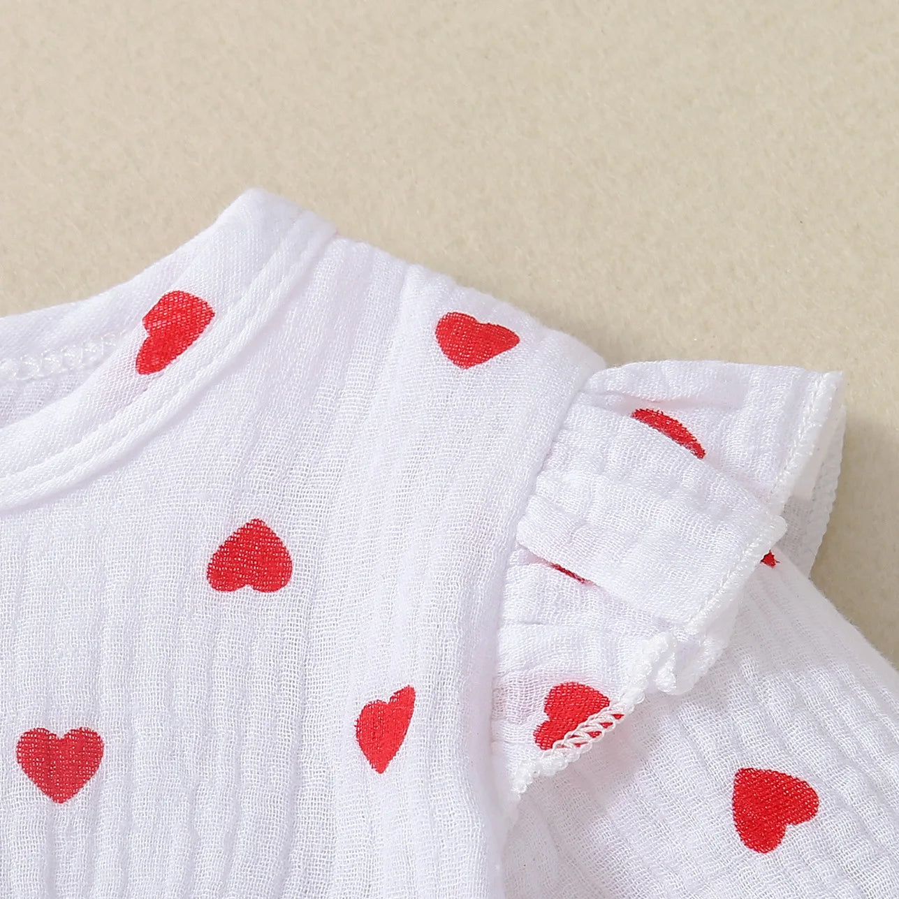 2PCS Gorgeous Heart Print Long Sleeve Baby Romper