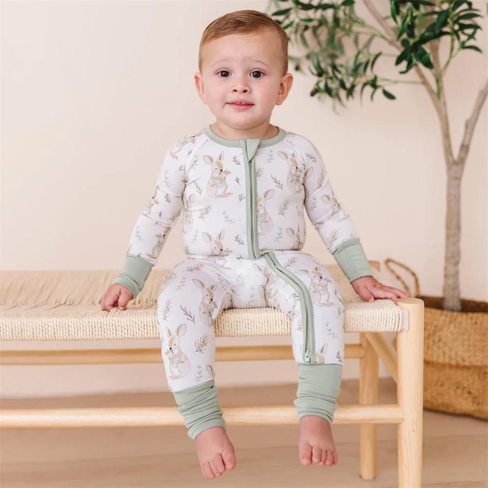 Cute Kangaroo Printed Long Sleeve Zipper Baby Jumpsuit