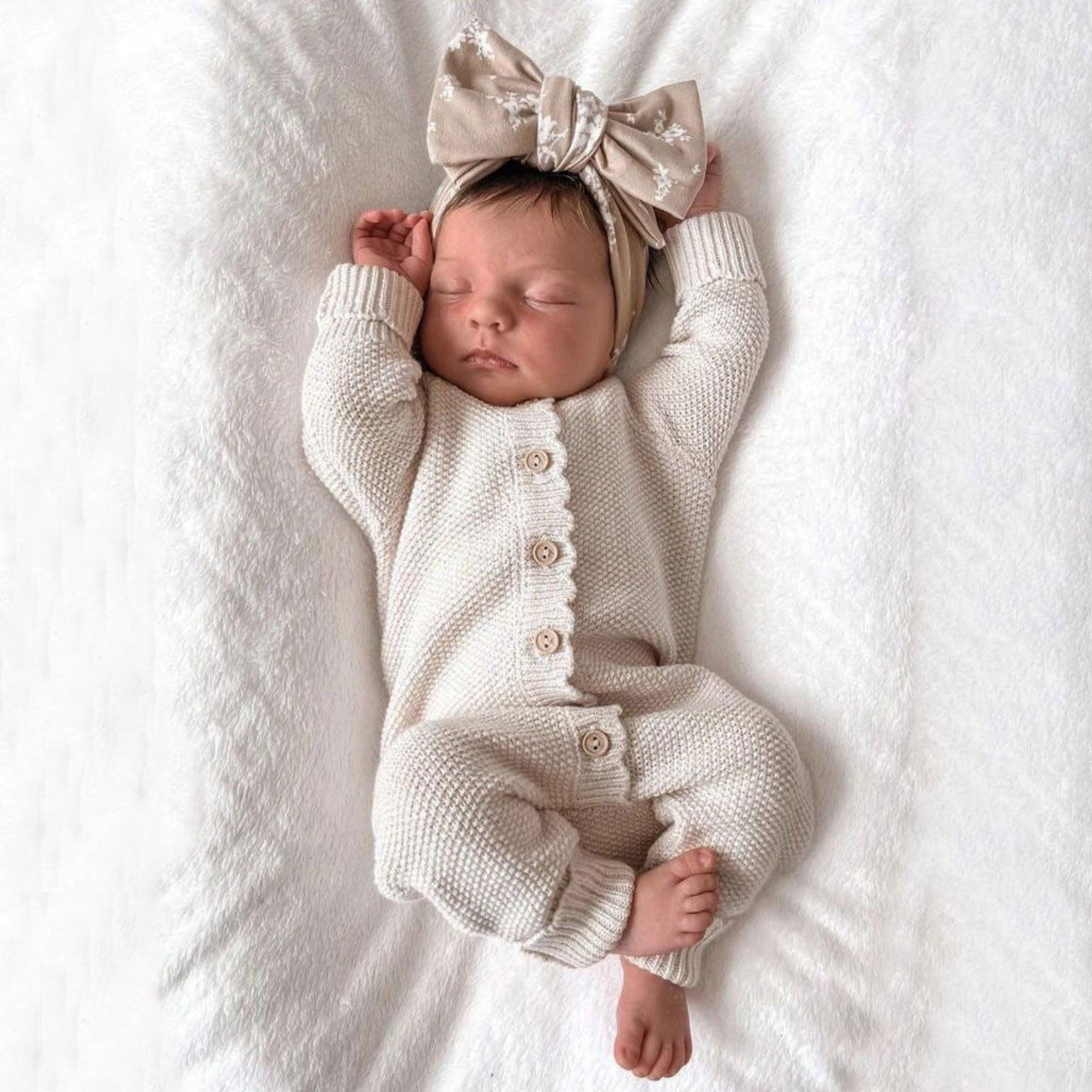 Cozy Solid Color Long Sleeve Baby Knit Jumpsuit