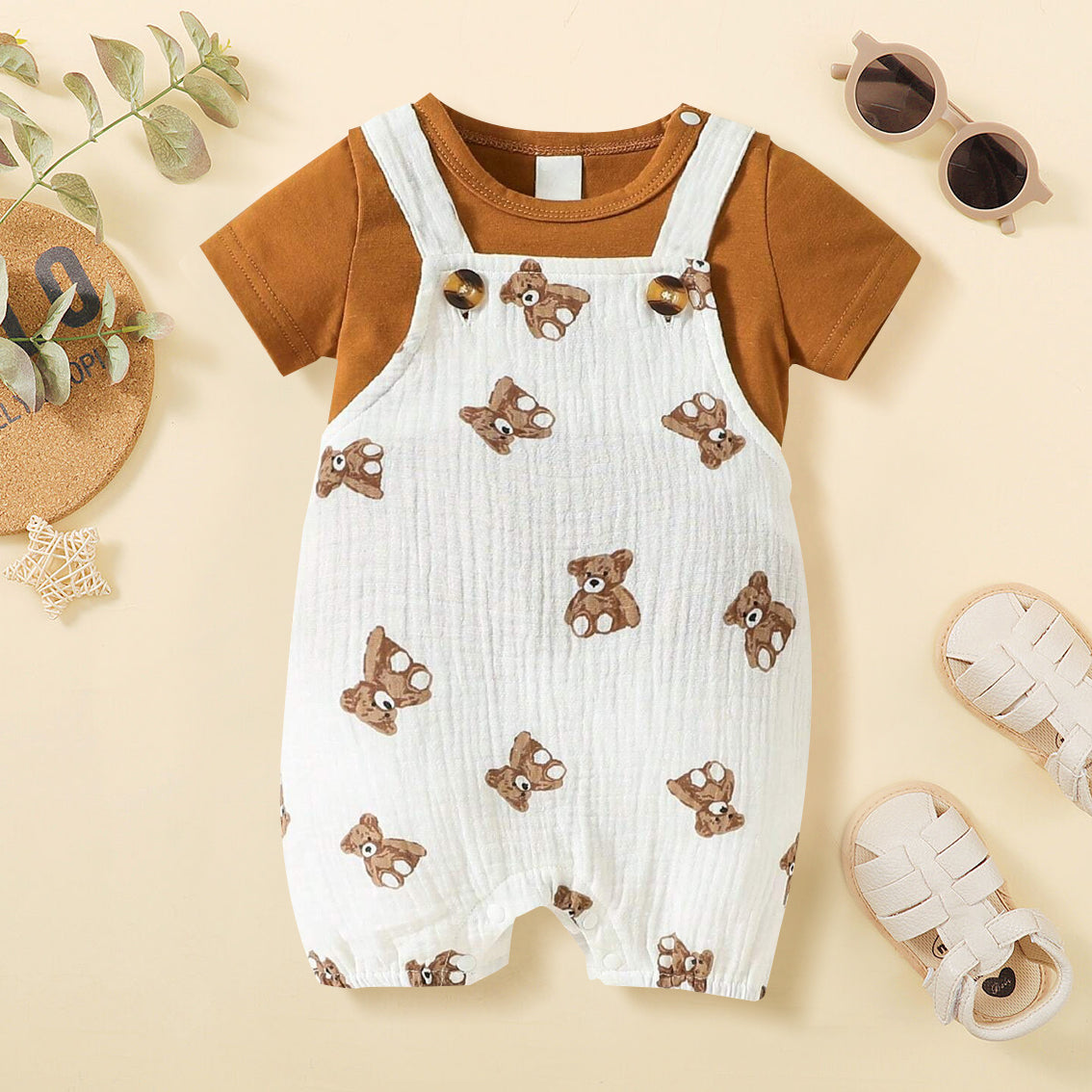 2PCS Solid Color Top And Bear Printed Overalls Baby Set