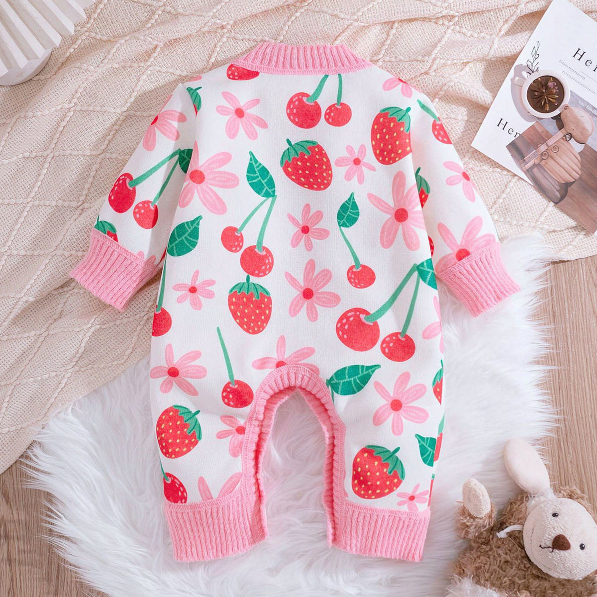 Sweet Strawberry Floral Printed Knit Long Sleeve Baby Jumpsuit